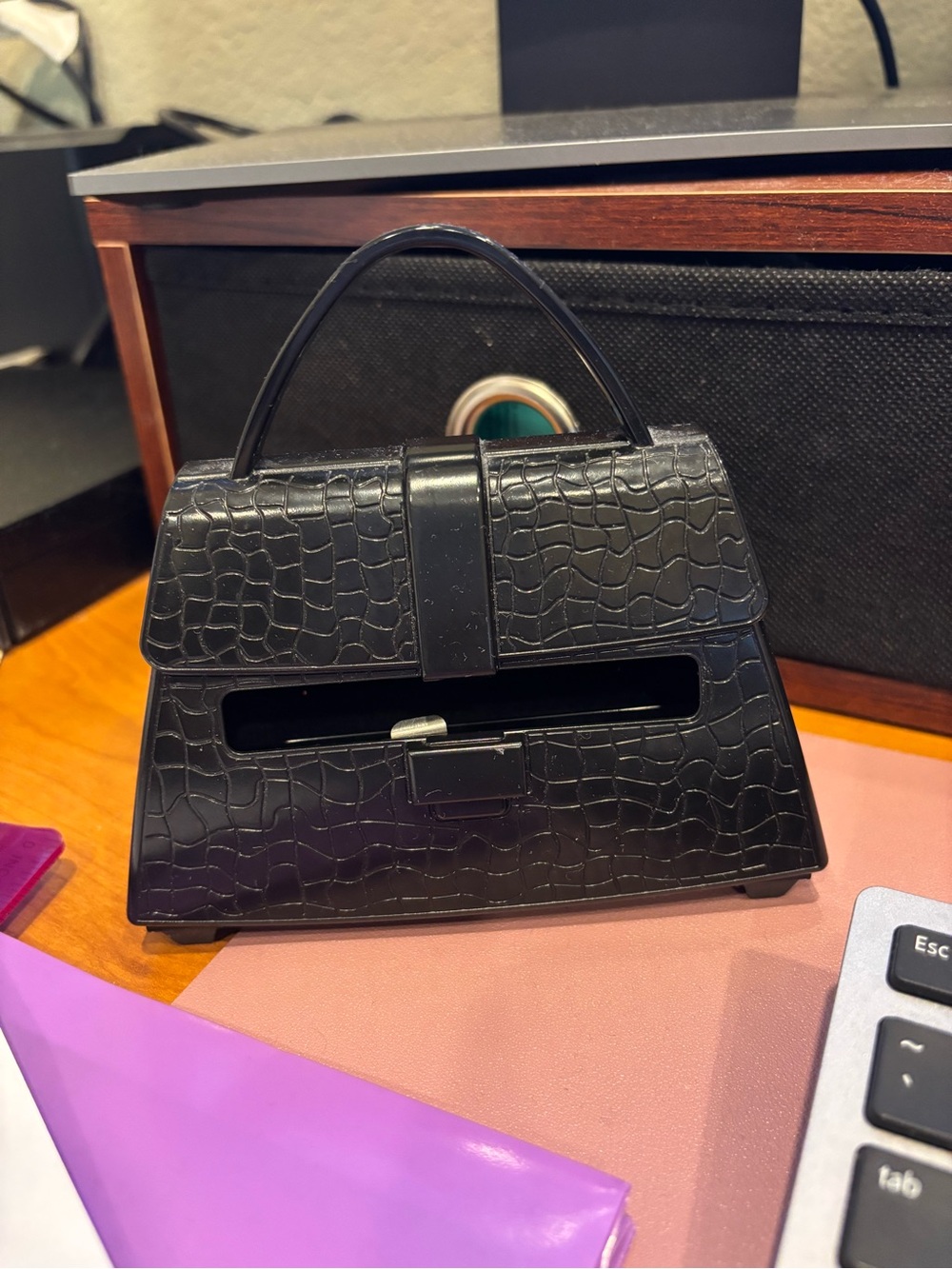 Black Croc-Texture Desk sticky note Dispenser - Unbranded